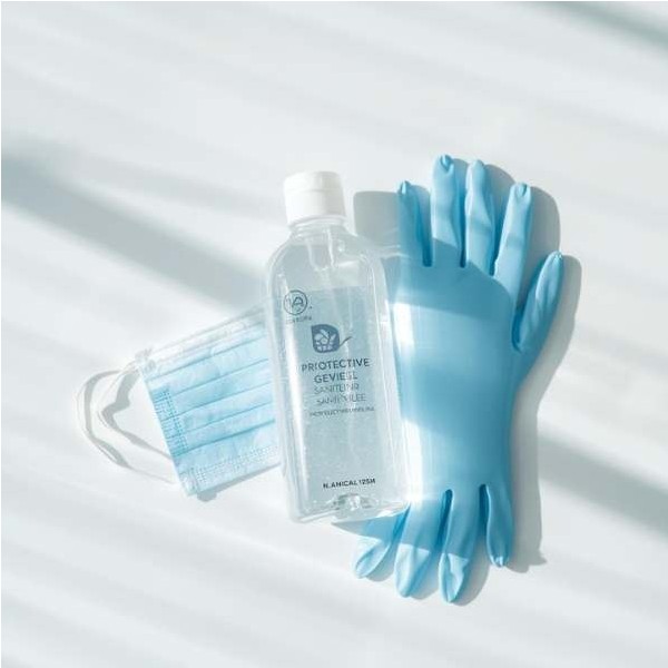 Higienizantes y Protección: Seguridad Diaria